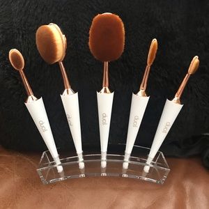 Make-Up Brushes (Paddle Style)